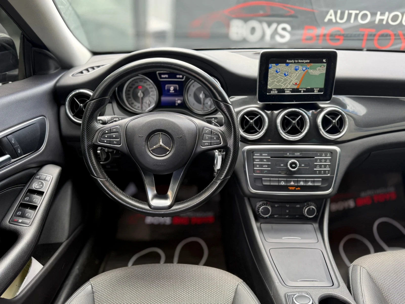 Mercedes-Benz CLA 200 ГАРАНЦИЯ* BlackEdition* Автоматик* ShootingBrakre*, снимка 12 - Автомобили и джипове - 54669304