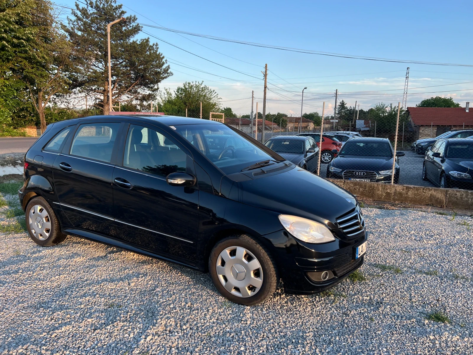 Mercedes-Benz B 180 CDI, снимка 4 - Автомобили и джипове - 54683657