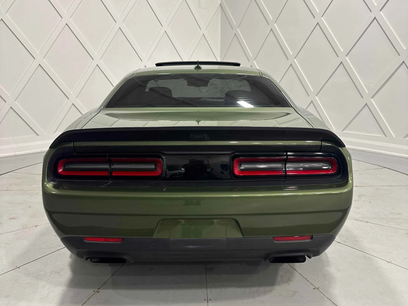 Dodge Challenger SRT HELLCAT / СЕРТИФИКАТ / CARFAX, снимка 4 - Автомобили и джипове - 55503993