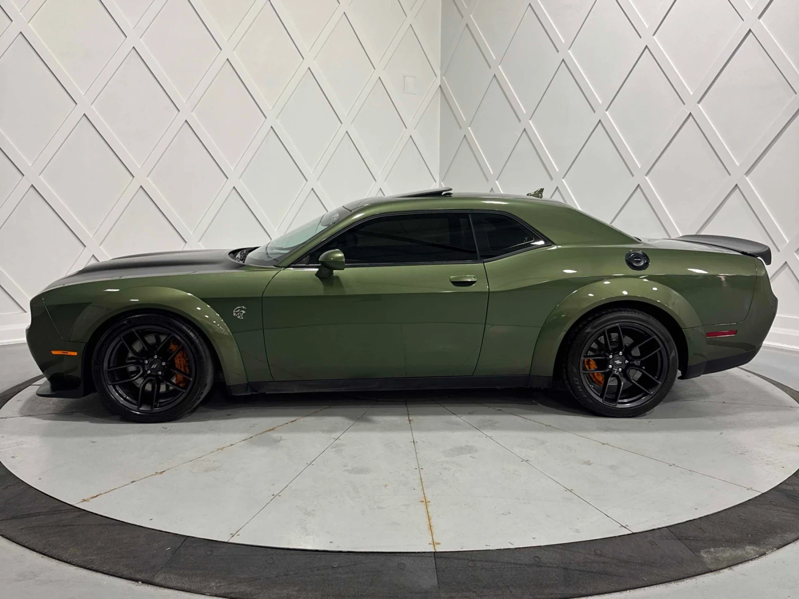 Dodge Challenger SRT HELLCAT / СЕРТИФИКАТ / CARFAX, снимка 5 - Автомобили и джипове - 55503993