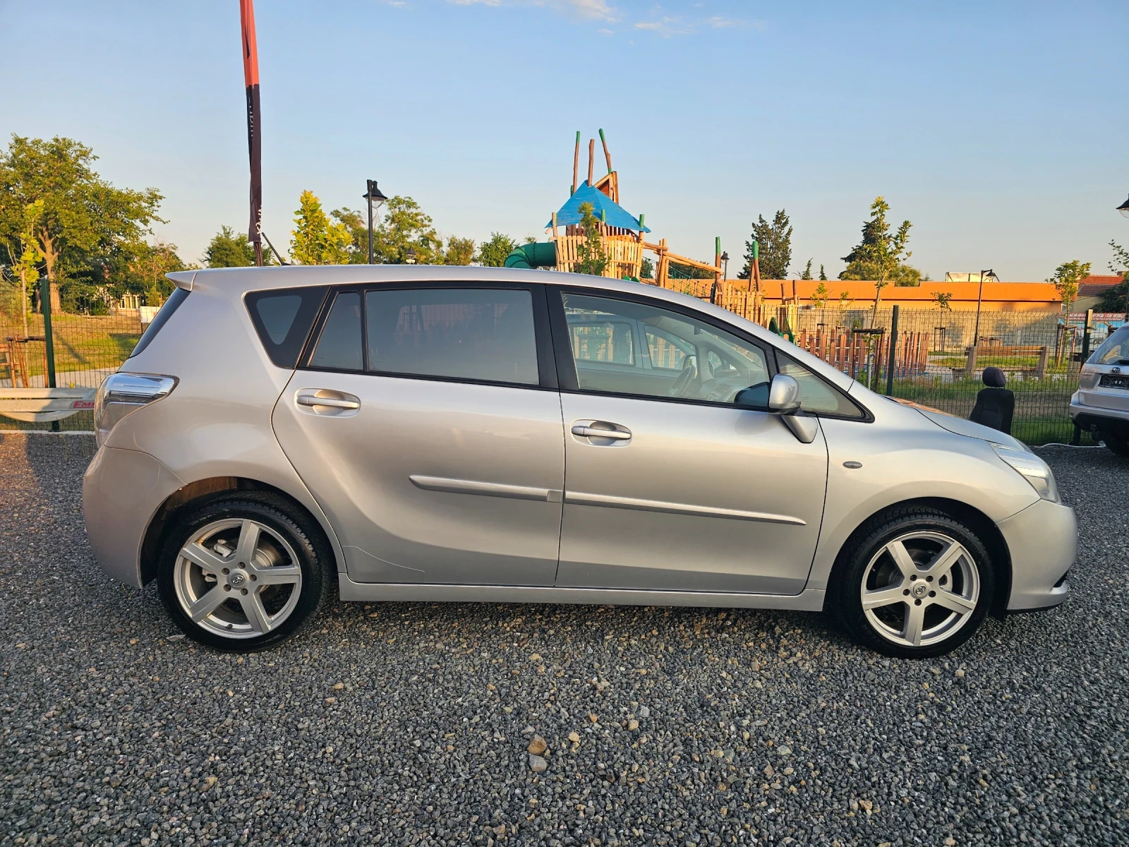 Toyota Verso 1.8i 150���.��!!! | Mobile.bg � ����������� 4