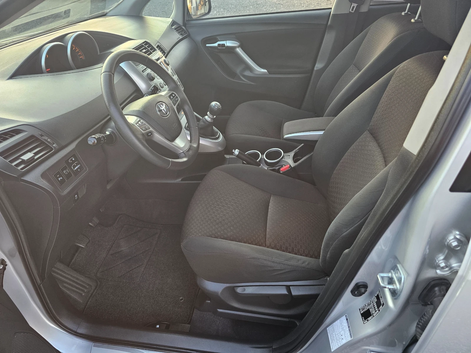 Toyota Verso 1.8i 150���.��!!! | Mobile.bg � ����������� 9