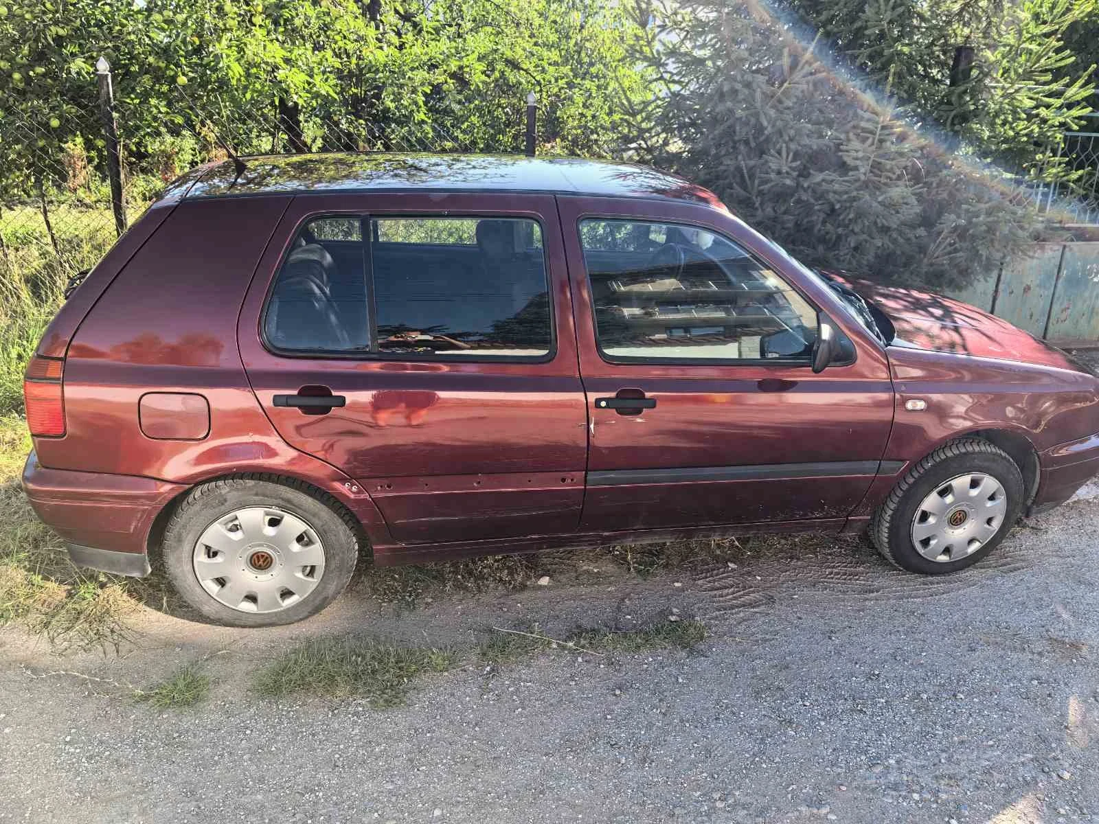 VW Golf, снимка 12 - Автомобили и джипове - 55686797