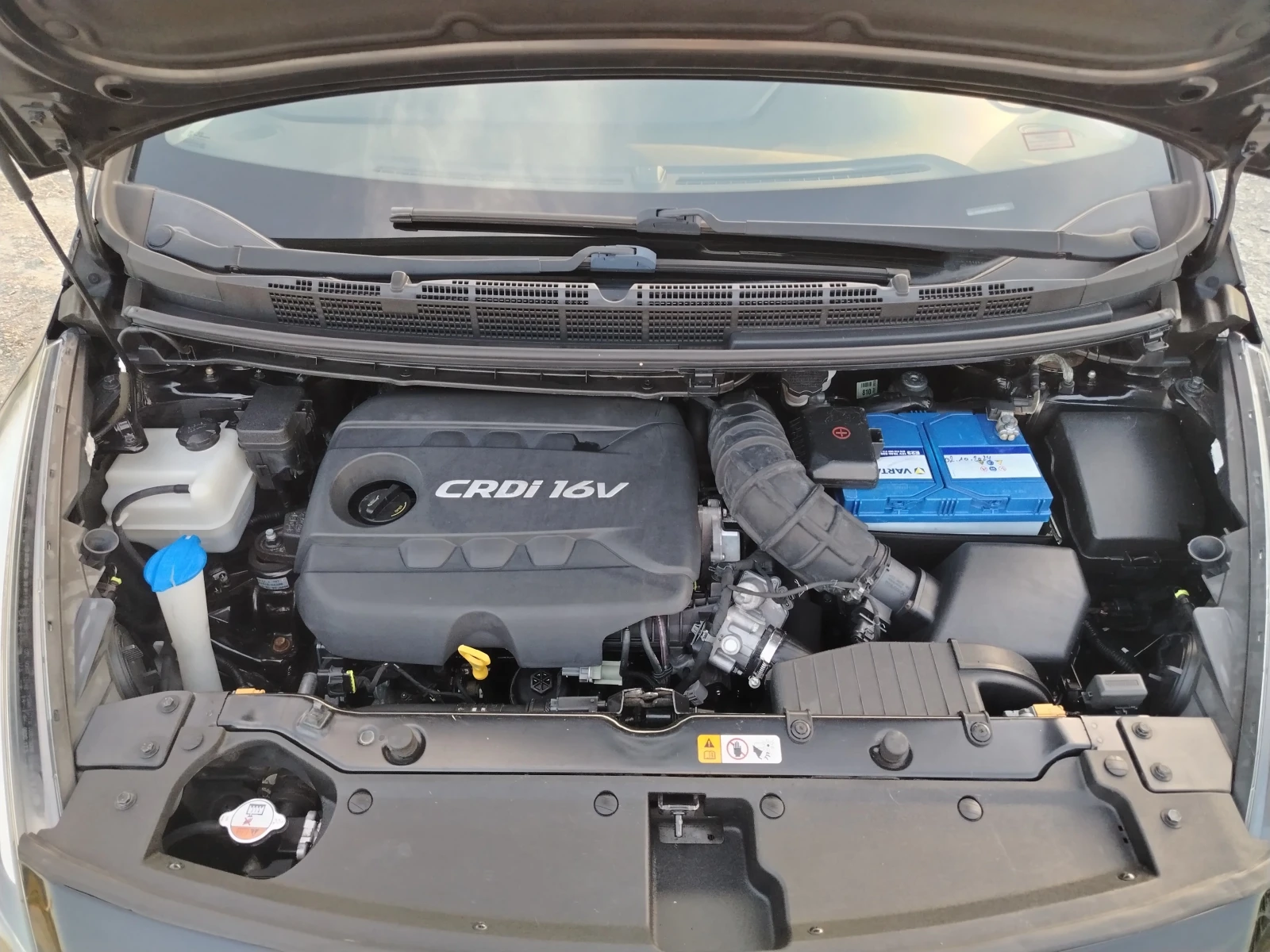 Kia Carens 1.7-141 КС КОЖА, НАВИ, АВТОМАТИК, снимка 15 - Автомобили и джипове - 55806620