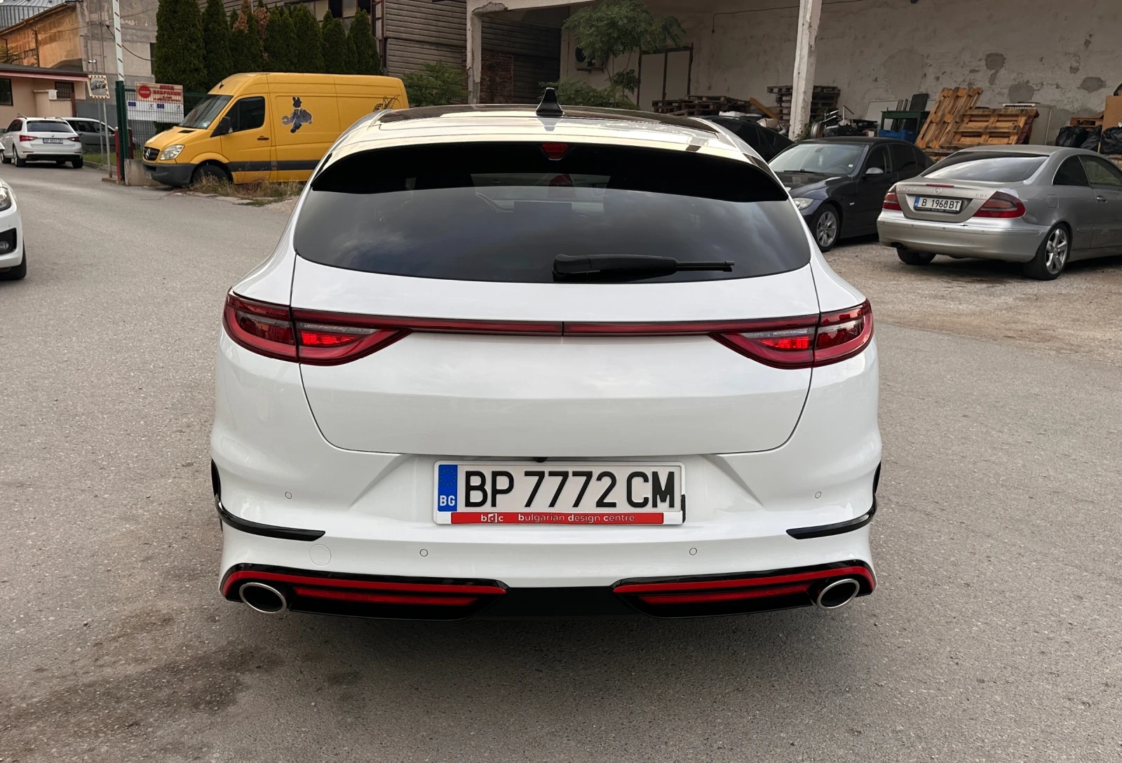 Kia Pro ceed GT LINE - 1.6 T-GDI - РЕАЛНИ КИЛОМЕТРИ - УНИКАТ, снимка 6 - Автомобили и джипове - 55895874