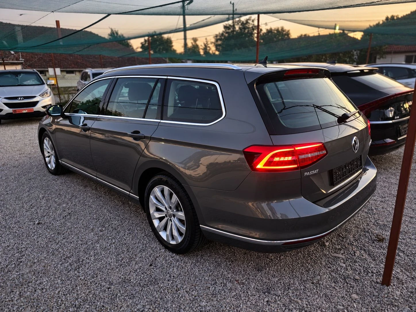 VW Passat HIGHLINE, 2.0 TDI 150КС. TOP, снимка 6 - Автомобили и джипове - 56019301