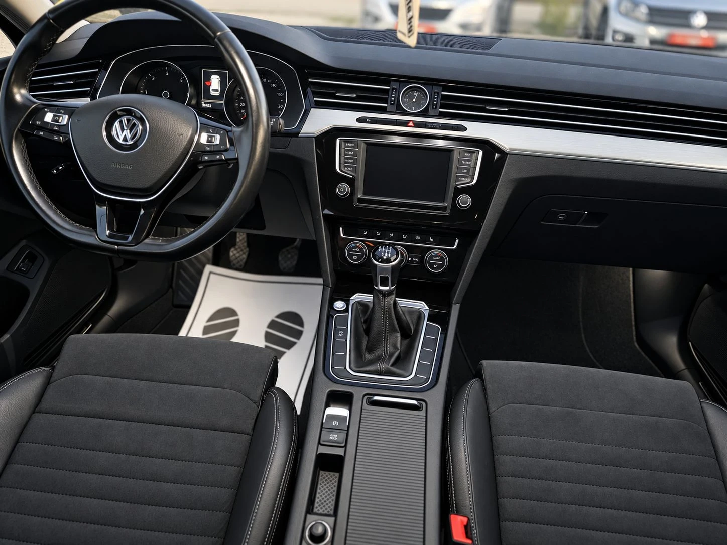 VW Passat HIGHLINE, 2.0 TDI 150КС. TOP, снимка 8 - Автомобили и джипове - 56019301