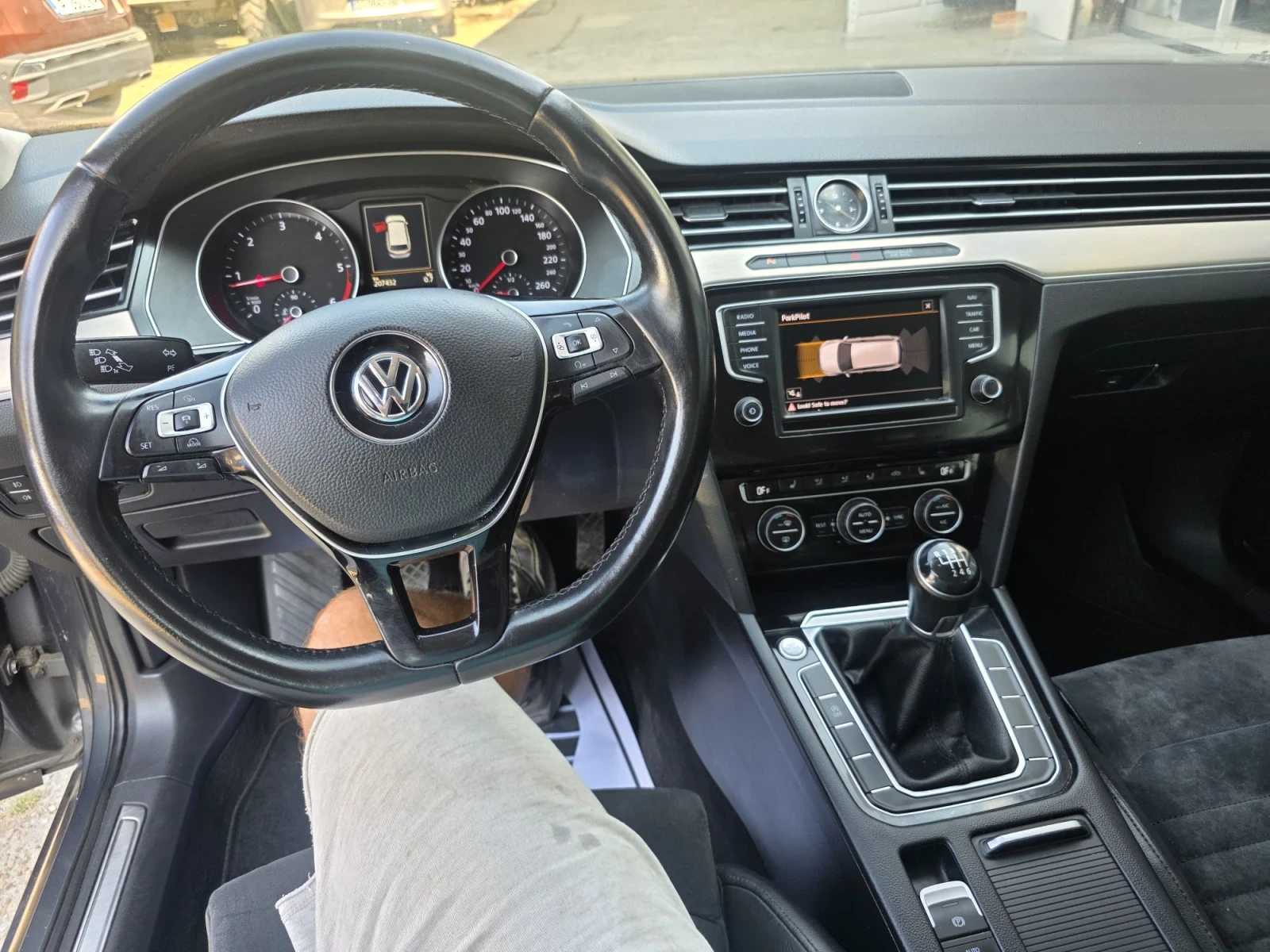 VW Passat HIGHLINE, 2.0 TDI 150КС. TOP, снимка 7 - Автомобили и джипове - 55911808