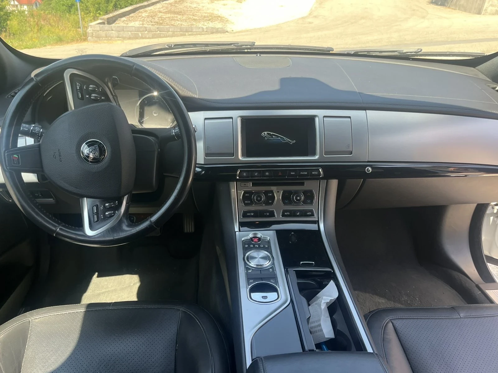 Jaguar Xf 3.0D R-SPORT, снимка 8 - Автомобили и джипове - 55938289