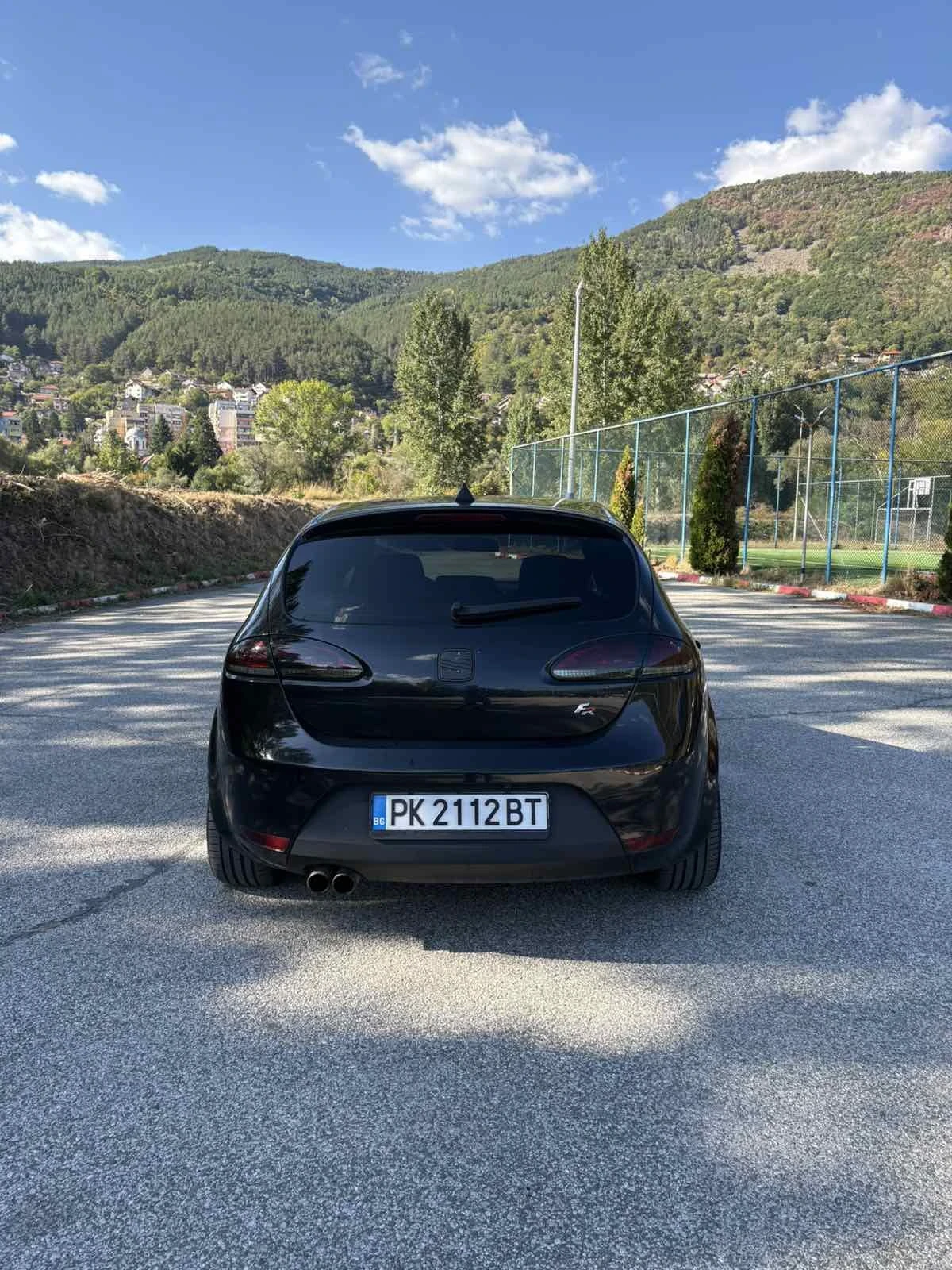 Seat Leon 2.0 D FR, снимка 4 - Автомобили и джипове - 56409901