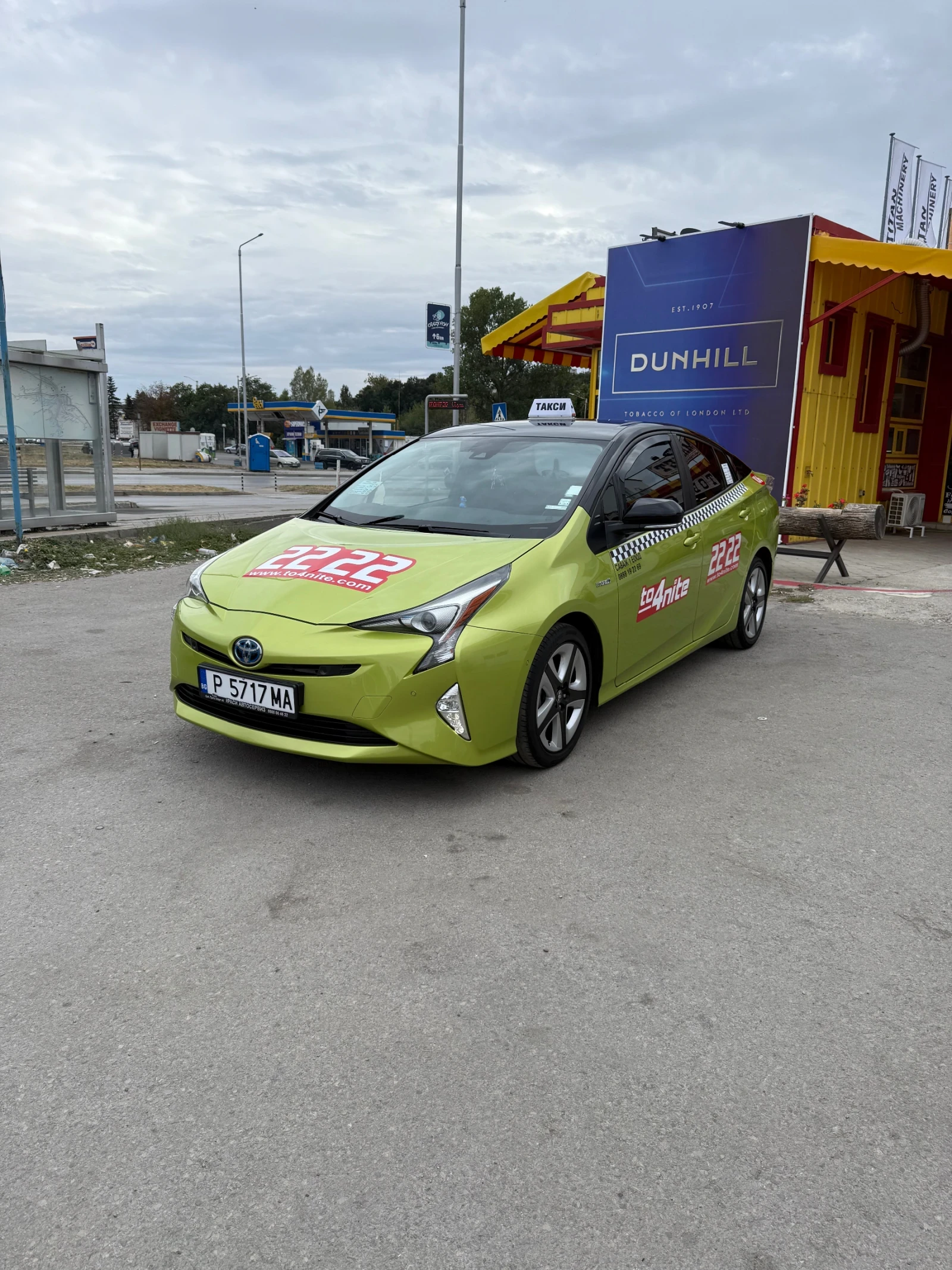 Toyota Prius Хибрид , снимка 3 - Автомобили и джипове - 56584445