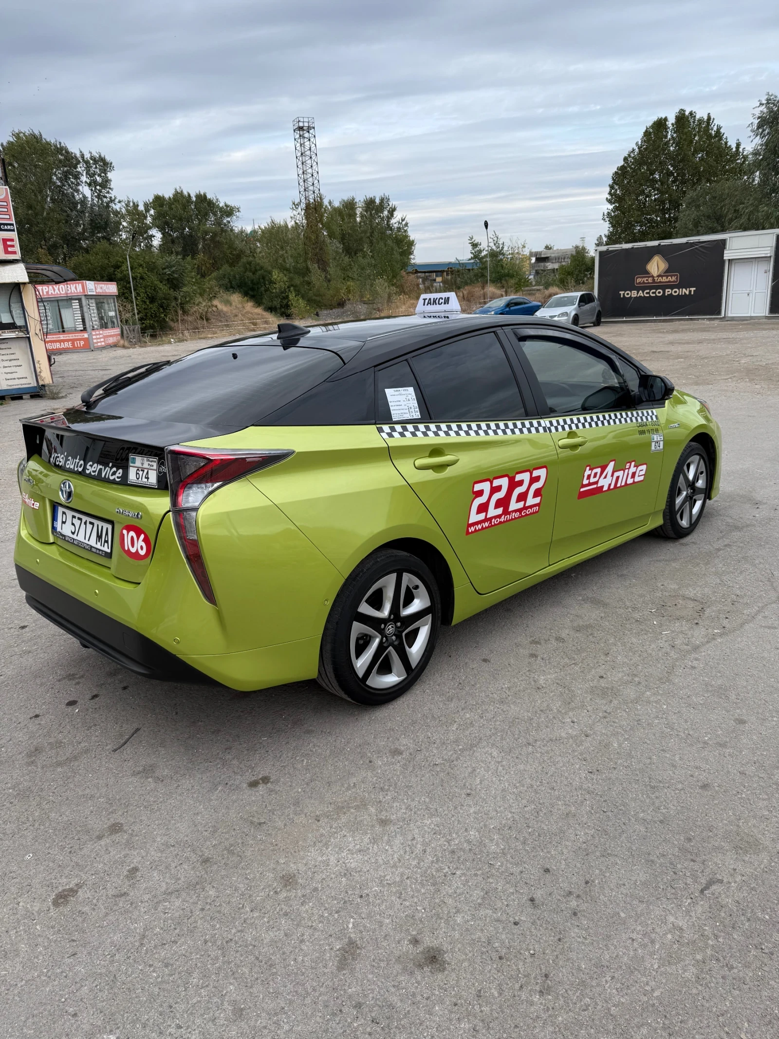 Toyota Prius Хибрид , снимка 6 - Автомобили и джипове - 56584445