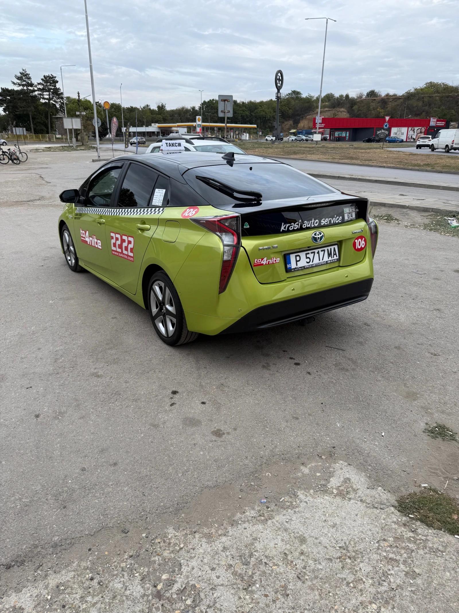Toyota Prius Хибрид , снимка 5 - Автомобили и джипове - 56584445