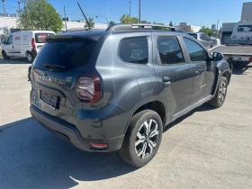 ������ Dacia Duster