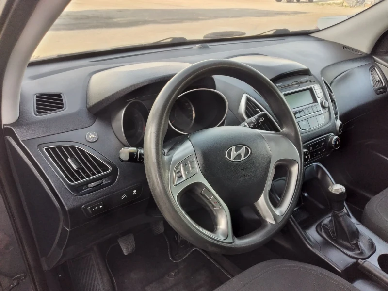 Hyundai IX35 2.0 газ , снимка 6 - Автомобили и джипове - 50693599