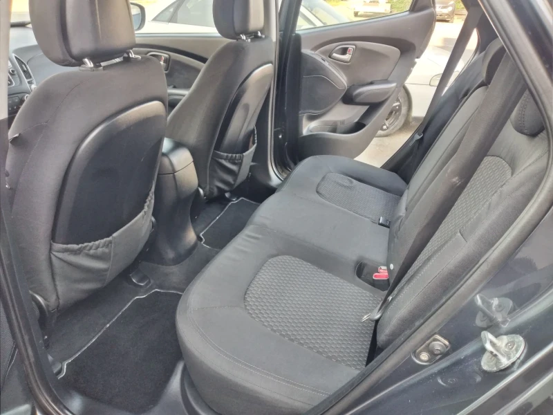 Hyundai IX35 2.0 газ , снимка 7 - Автомобили и джипове - 50693599