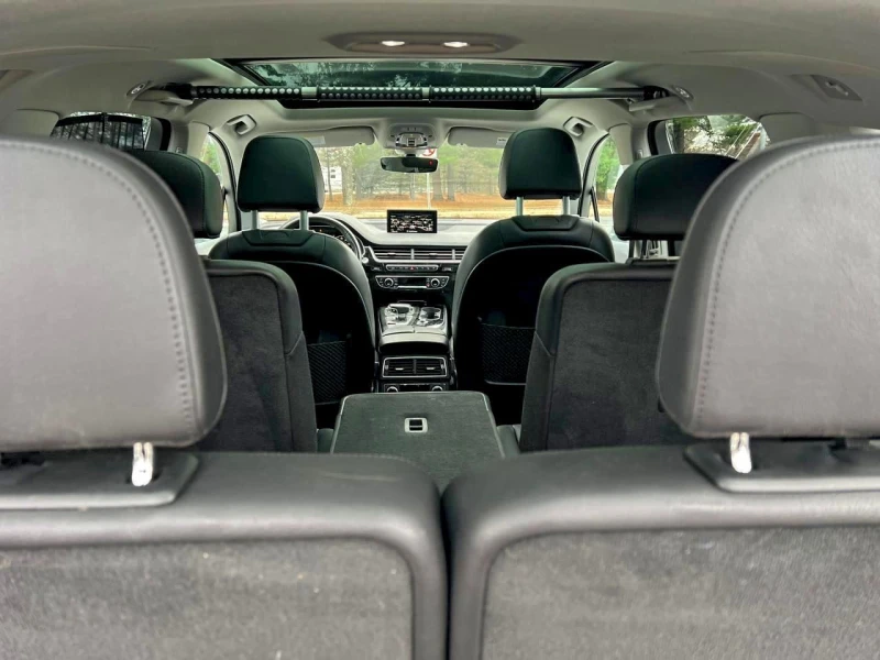 Audi Q7, снимка 9 - Автомобили и джипове - 52989554