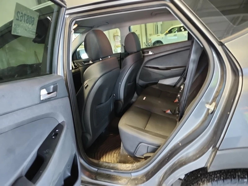 Hyundai Tucson 2019 PREFERRED * CARFAX * БЕЗ ПЪРВОНАЧАЛНА ВНОСКА, снимка 11 - Автомобили и джипове - 53130660