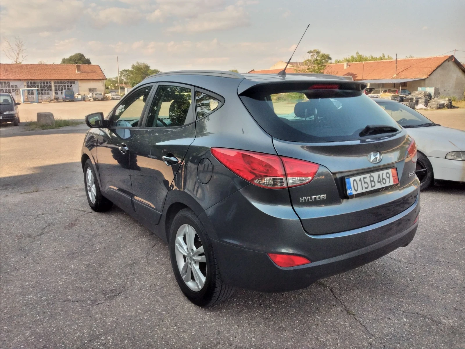 Hyundai IX35 2.0 газ 4?4 - изображение 4