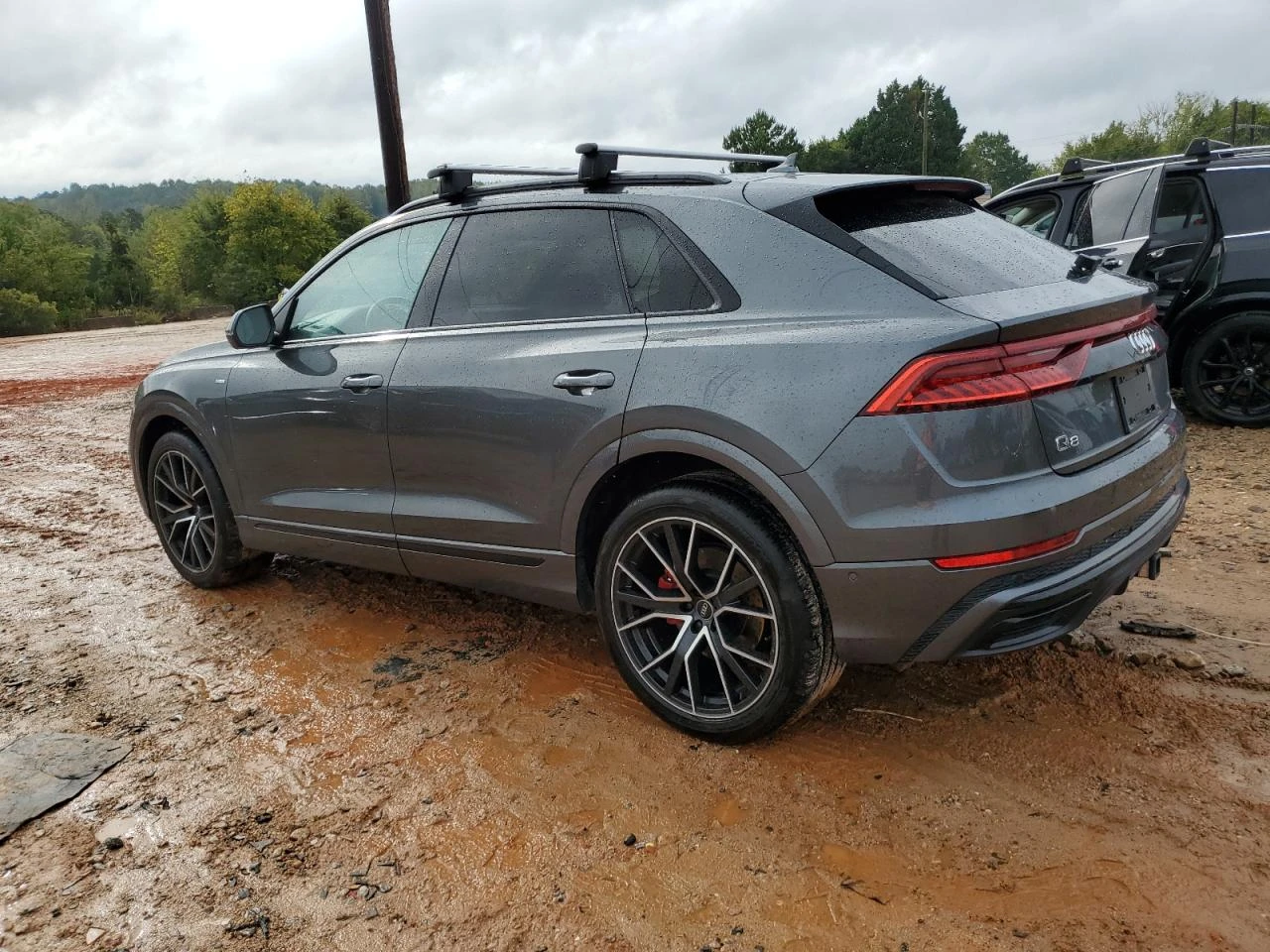 Audi Q8 S-LINE * VIRTUAL COCKPIT * MATRIX LED * ОБДУХВАНЕ - изображение 2