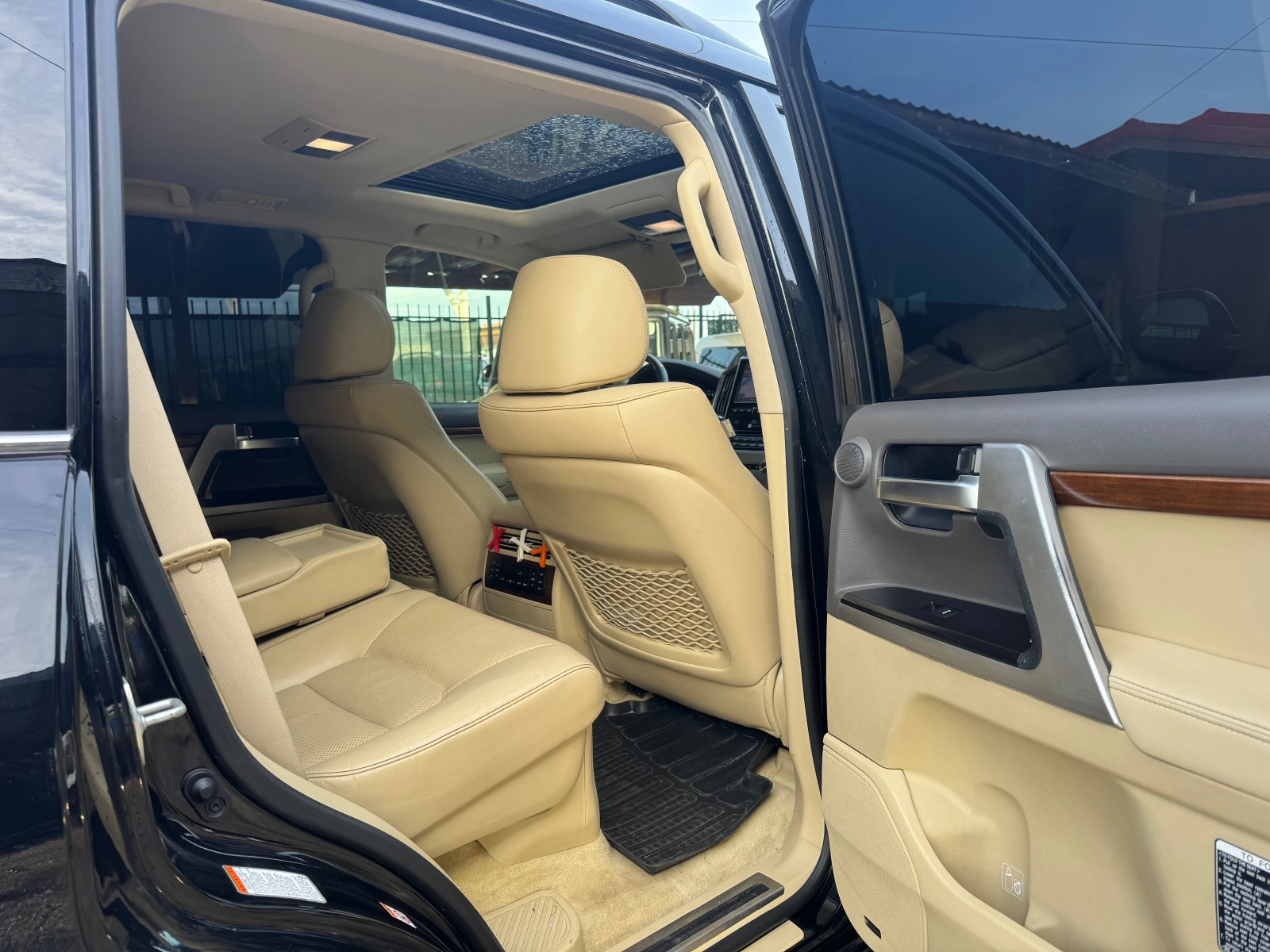 Toyota Land cruiser 200, 6+ 1, ������ | Mobile.bg � ����������� 10