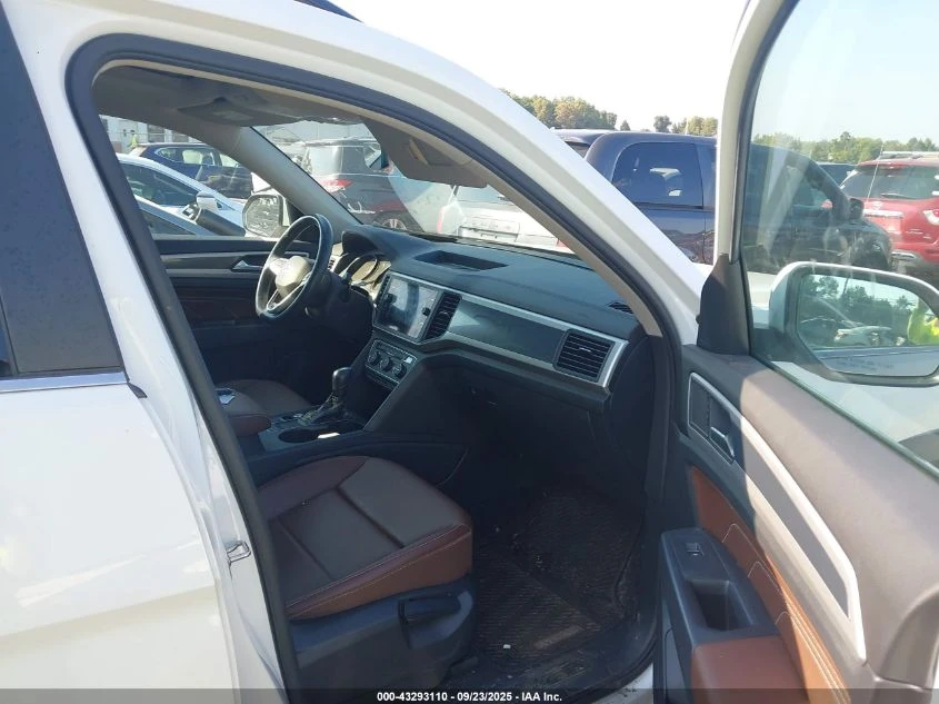 VW Atlas 3.6L V-6 DI, DOHC, VVT, 276HP Front Wheel Drive | Mobile.bg � ����������� 10