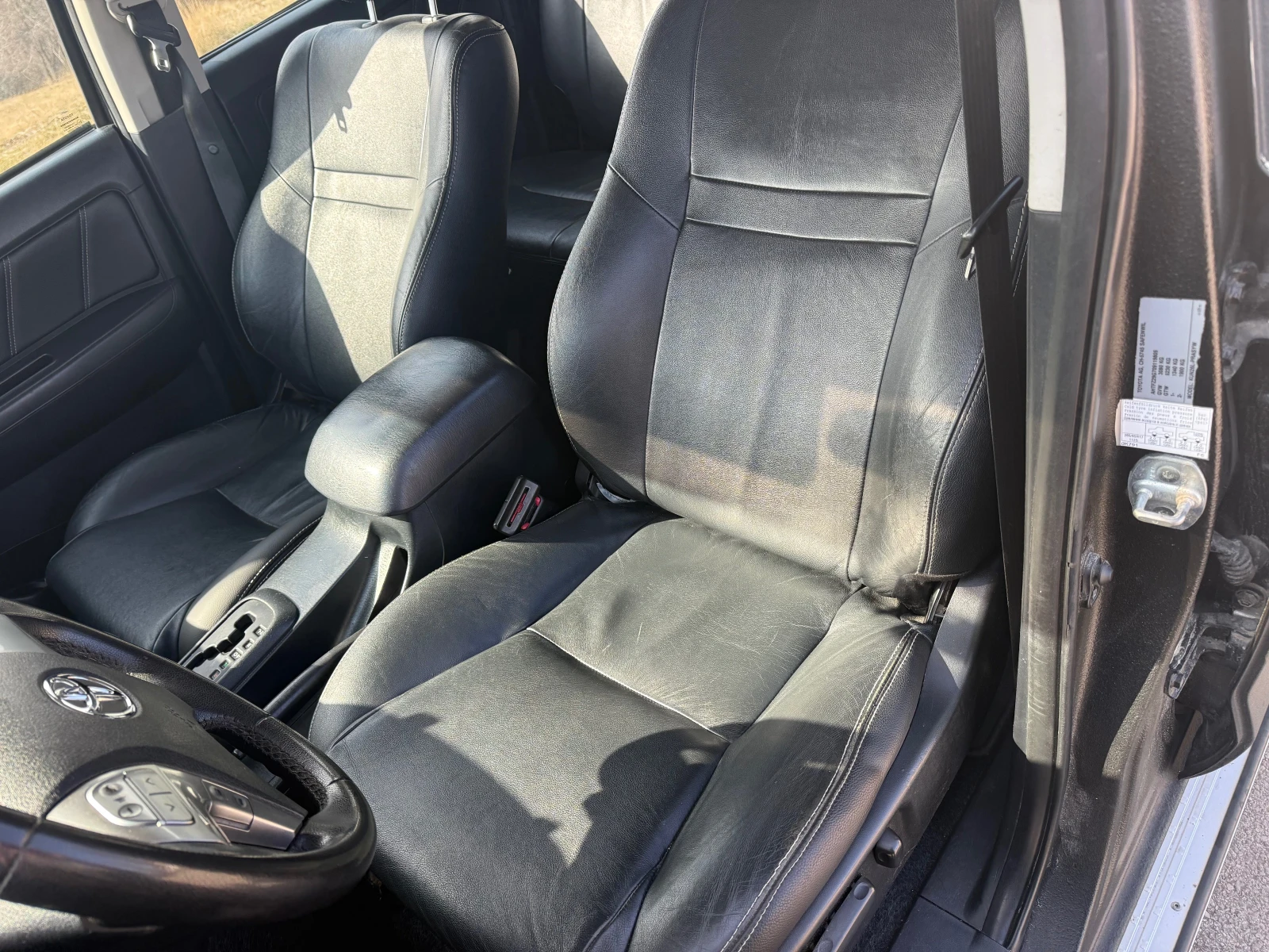 Toyota Hilux 3.0d4d 171ps, снимка 17 - Автомобили и джипове - 53713174