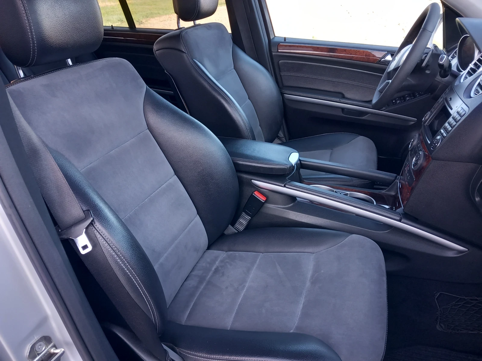 Mercedes-Benz ML 320 ML320cdi  4matik, снимка 9 - Автомобили и джипове - 53714400