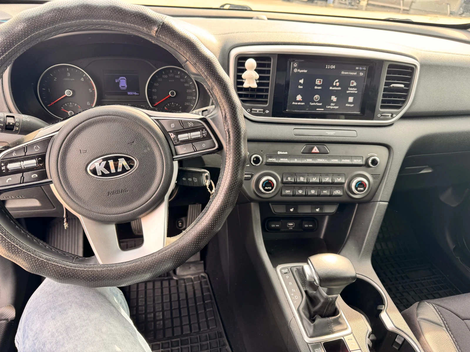 Kia Sportage 1.6CRD?, снимка 9 - Автомобили и джипове - 54046296
