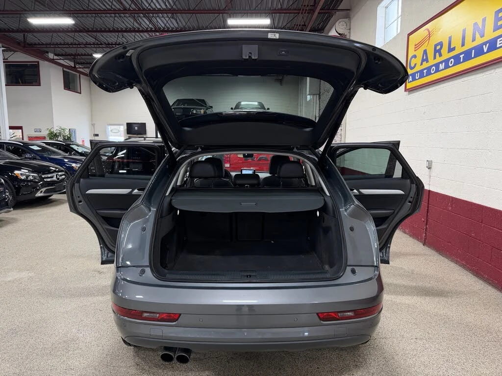 Audi Q3 quattro* Komfort* АвтоКредит* (ЦЕНА ДО БГ), снимка 9 - Автомобили и джипове - 54129056