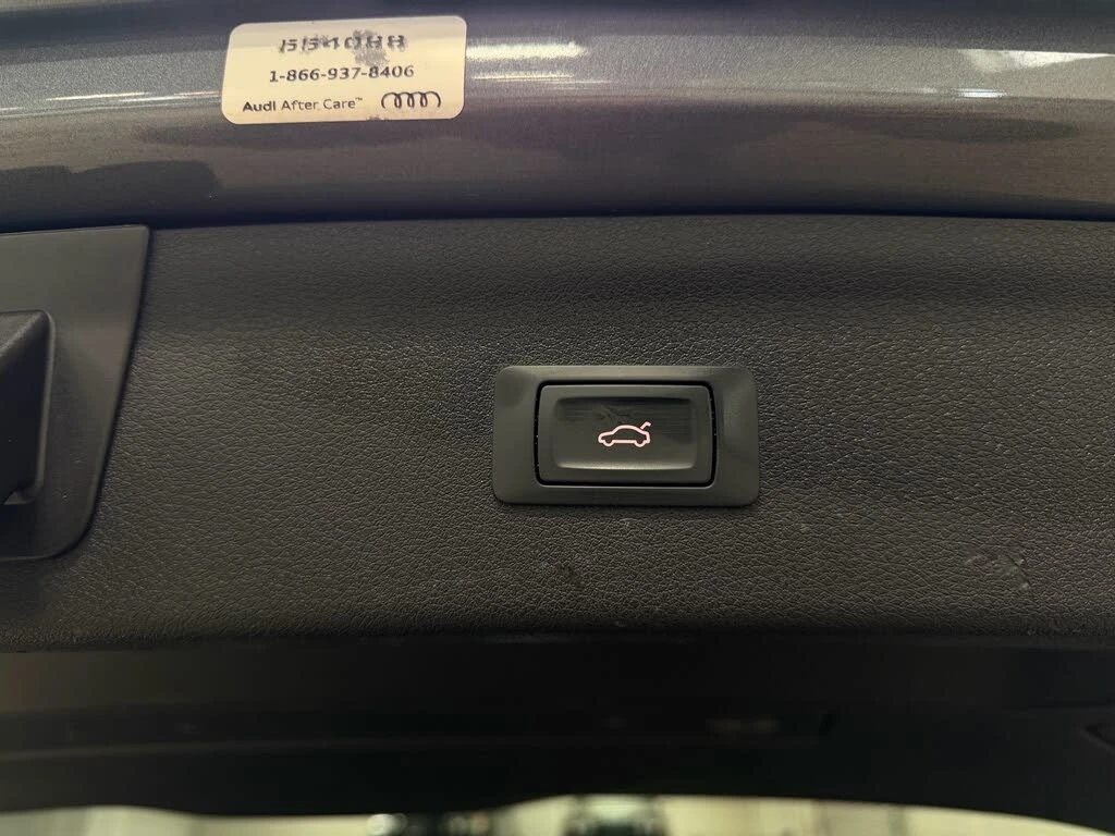 Audi Q3 quattro* Komfort* АвтоКредит* (ЦЕНА ДО БГ), снимка 14 - Автомобили и джипове - 54129056