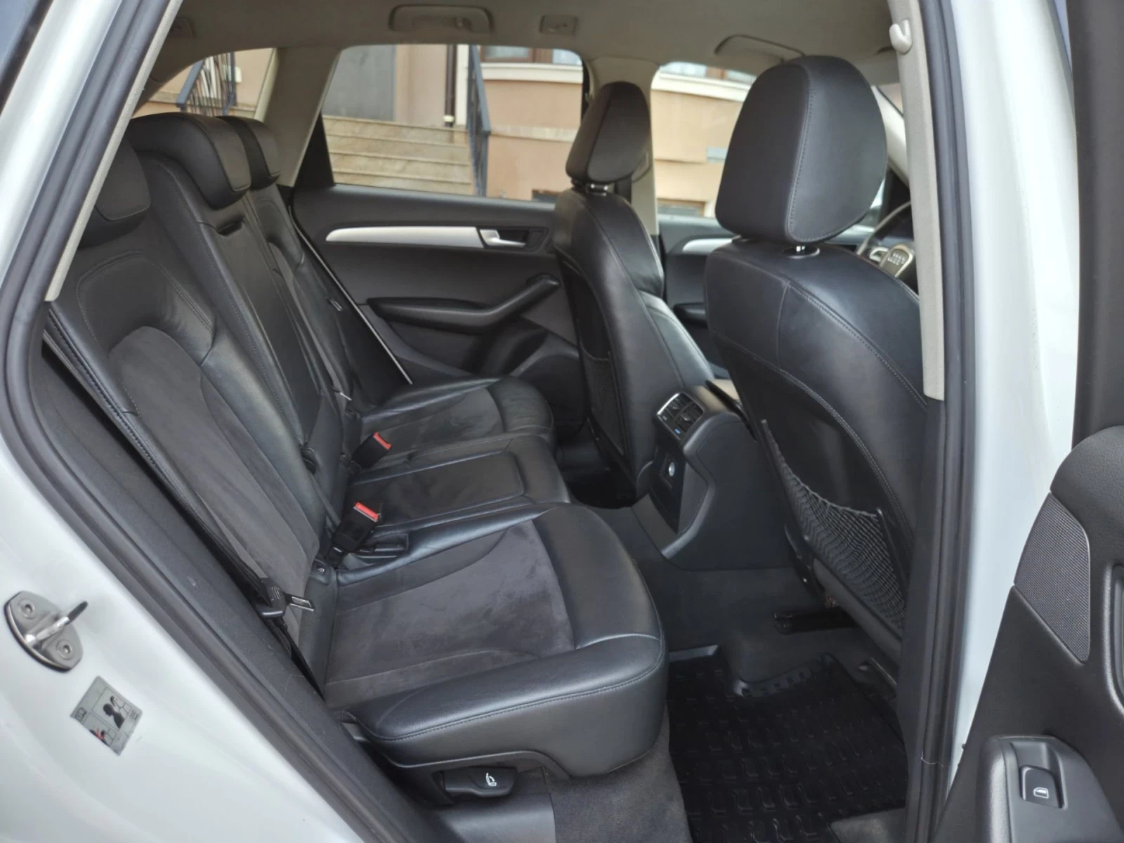 Audi Q5, снимка 10 - Автомобили и джипове - 54169138