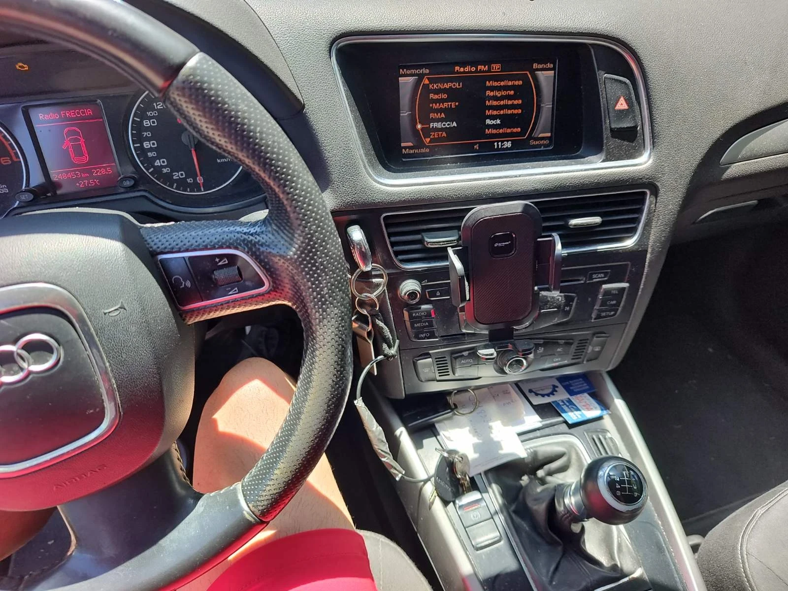 Audi Q5, снимка 8 - Автомобили и джипове - 55042373