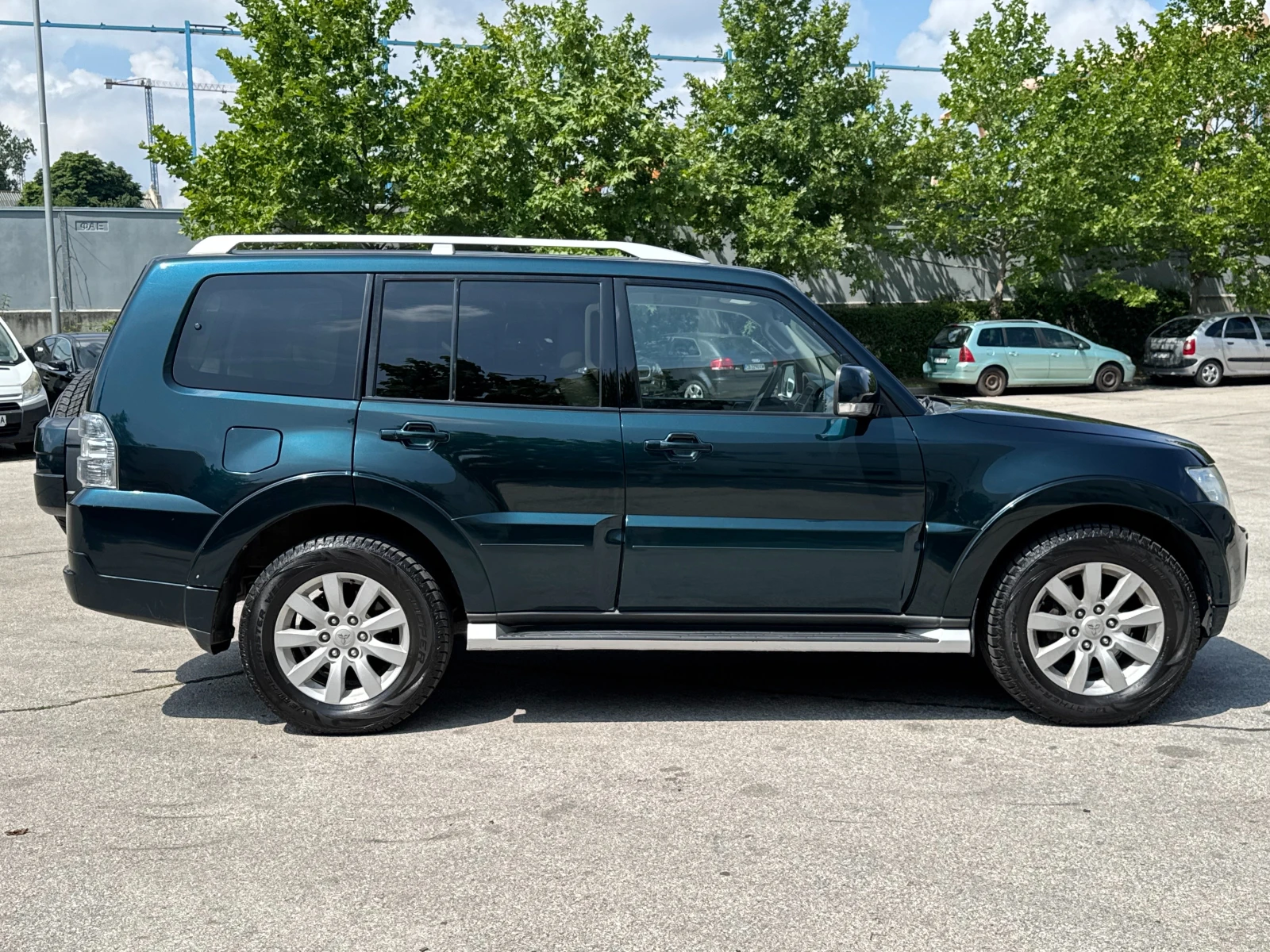 Mitsubishi Pajero 3.2d/Facelift/7места/Автоматик, снимка 6 - Автомобили и джипове - 55172177