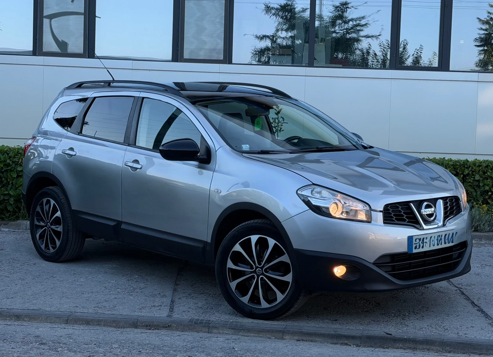 Nissan Qashqai 1.5dci/7m/Pano/Koja, снимка 3 - Автомобили и джипове - 55180237