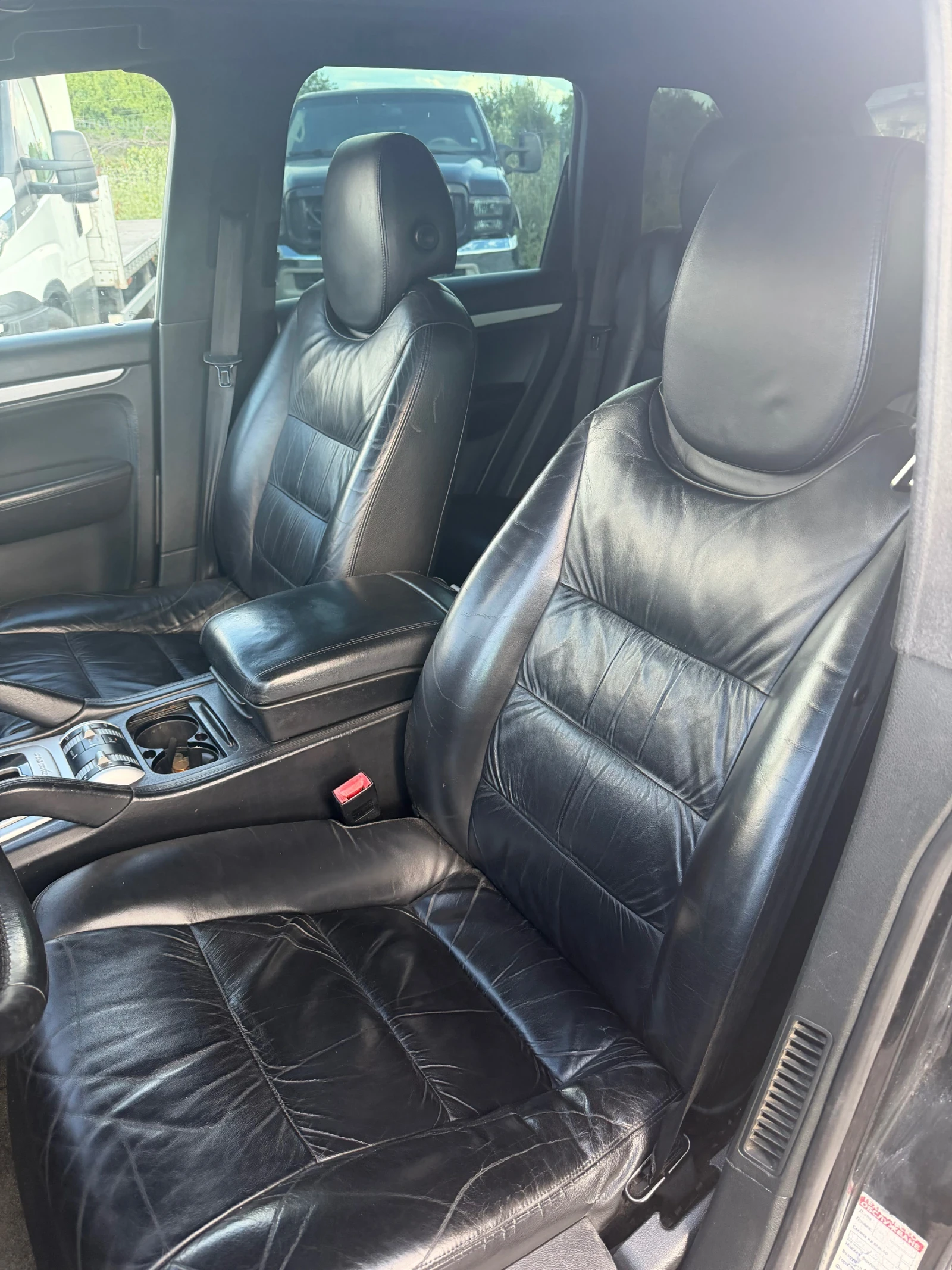 Porsche Cayenne Turbo LPG, снимка 9 - Автомобили и джипове - 55555163