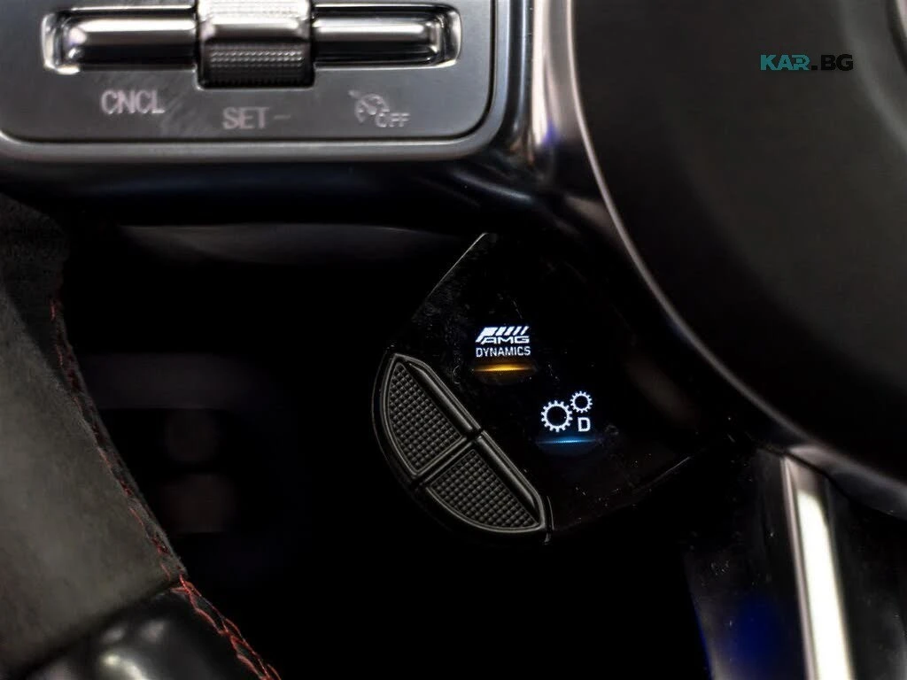 Mercedes-Benz GLB 4MATIC | Carbon | Alcantara, снимка 17 - Автомобили и джипове - 56073555
