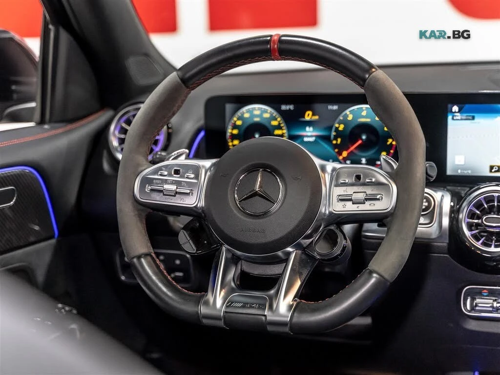 Mercedes-Benz GLB 4MATIC | Carbon | Alcantara, снимка 6 - Автомобили и джипове - 56073555