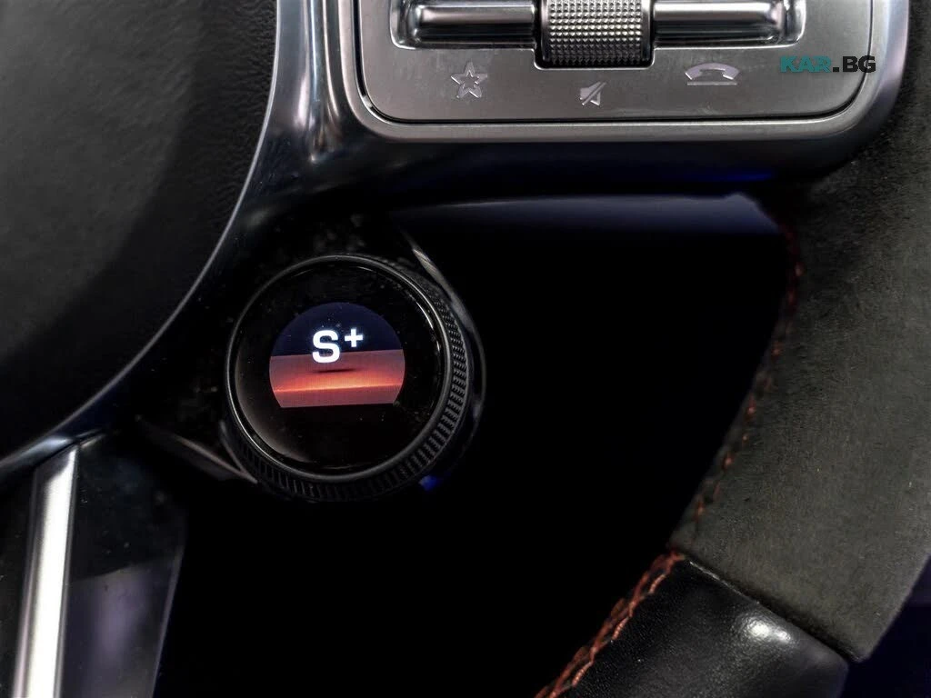 Mercedes-Benz GLB 4MATIC | Carbon | Alcantara, снимка 16 - Автомобили и джипове - 56073555