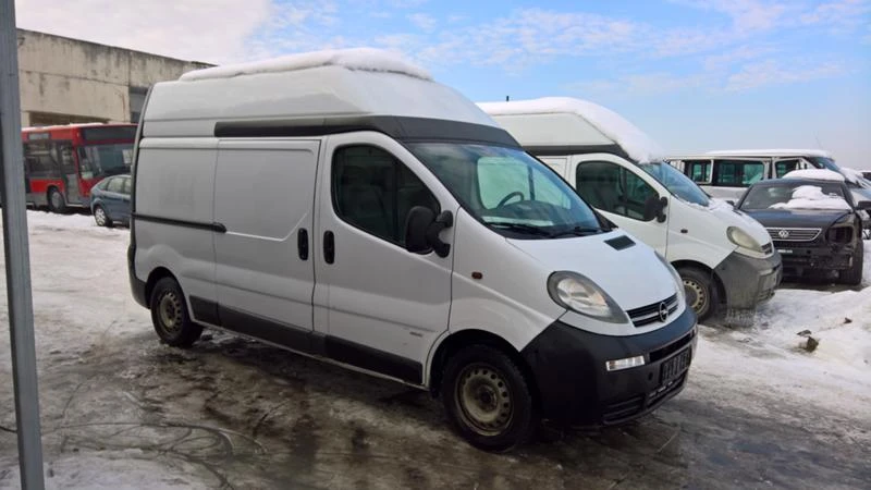 Opel Vivaro 4бр. НА ЧАСТИ, снимка 5 - Бусове и автобуси - 35327775