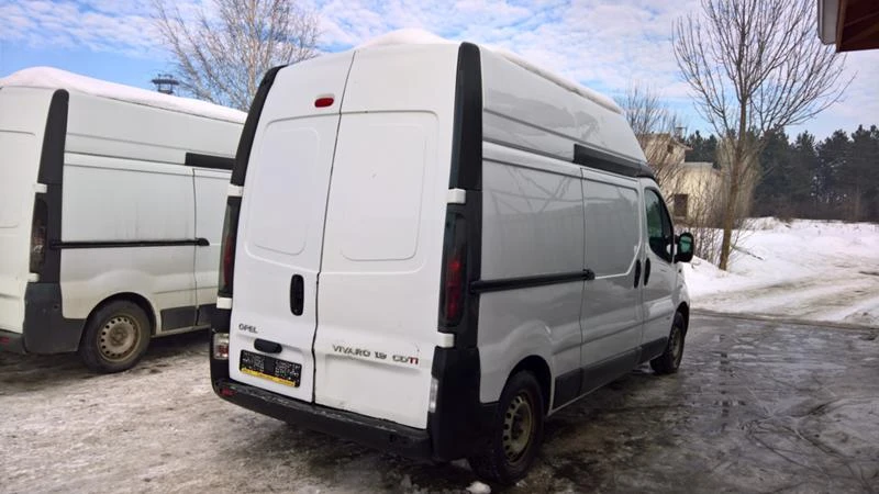 Opel Vivaro 4бр. НА ЧАСТИ, снимка 7 - Бусове и автобуси - 35327775