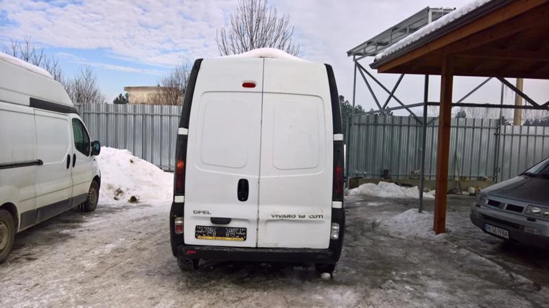 Opel Vivaro 4бр. НА ЧАСТИ, снимка 8 - Бусове и автобуси - 35327775