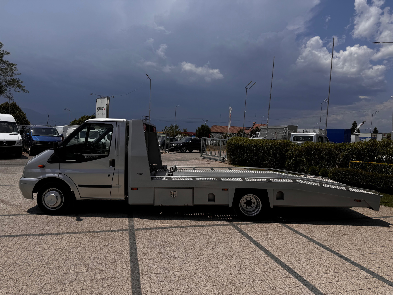 Ford Transit 2.4TDCI - Платформа Специален до 3.5т. Клима  - изображение 4