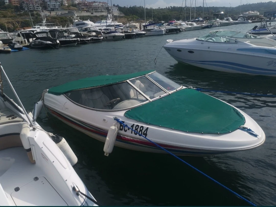 Моторна яхта Bayliner Capri 1850 - изображение 2