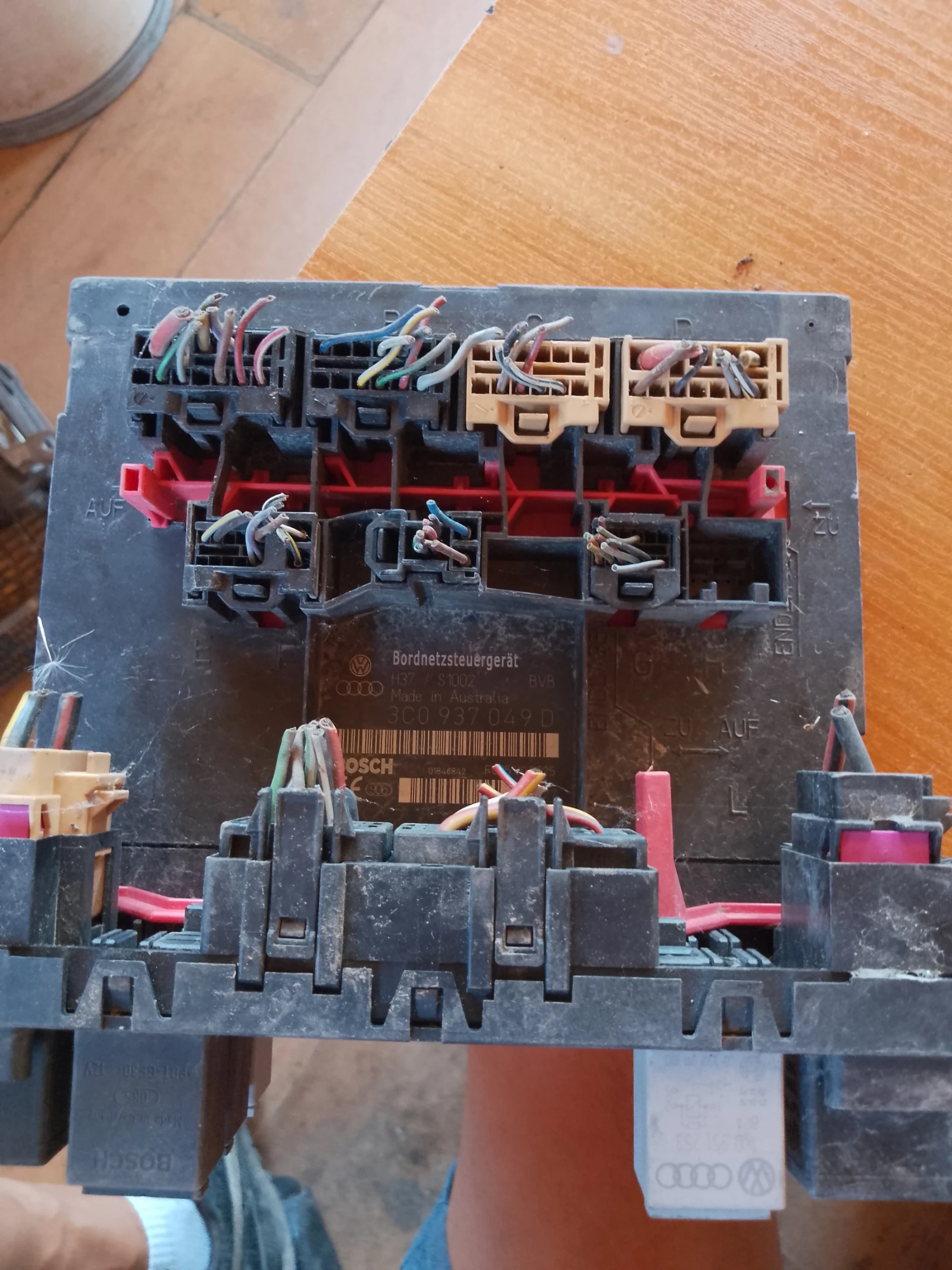 3C0937049D     | Mobile.bg   1