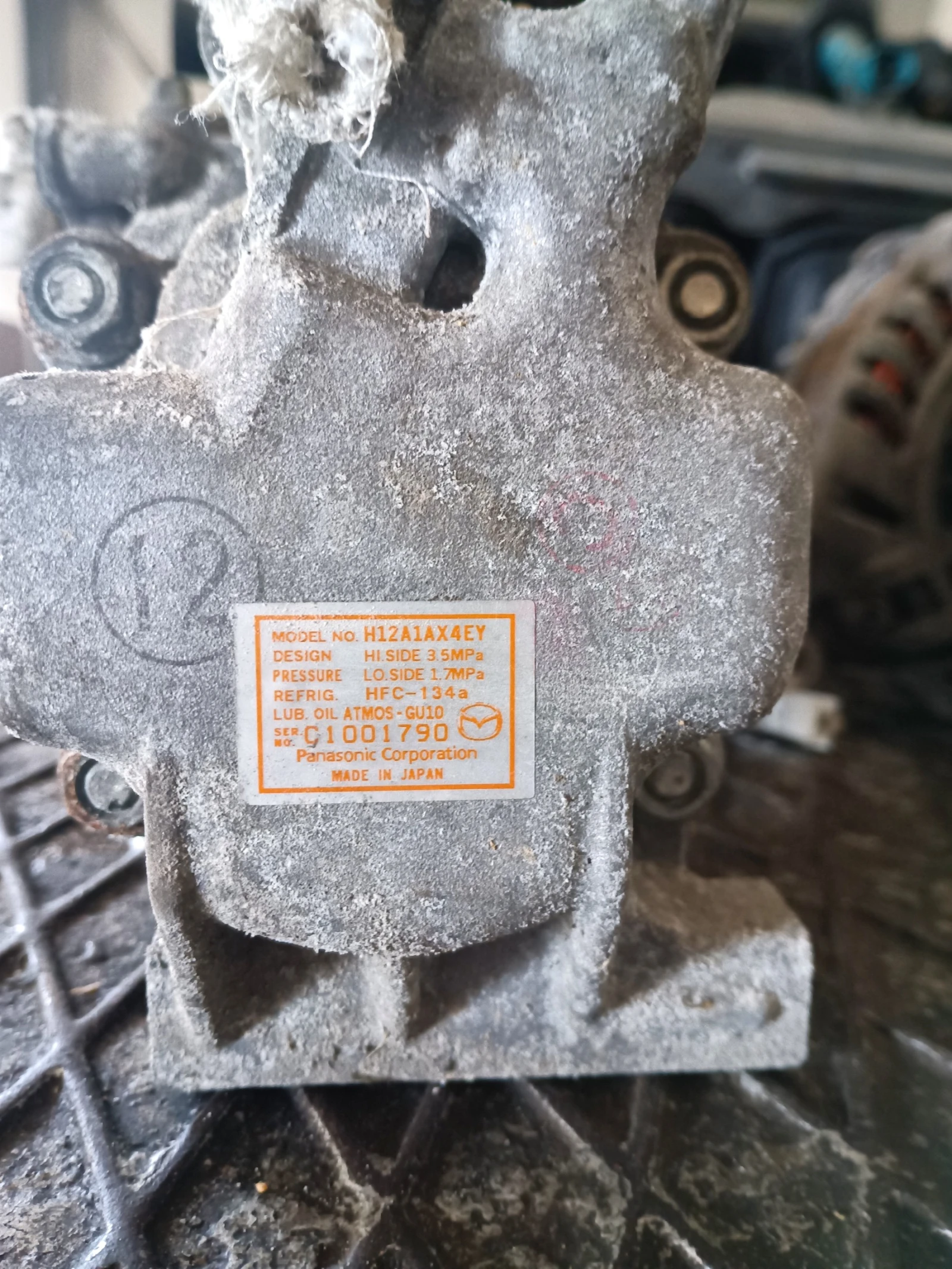 Mazda 3. 1.6 benzin, снимка 2 - Части - 54408499