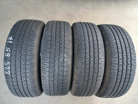 Гуми Зимни 225/65R17, снимка 1 - Гуми и джанти - 47366731