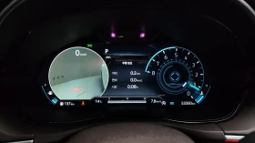 Genesis GV70 2.5* BLIND SPOT* 360* HUD* ЕЛ. БАГАЖНИК* КРАЙНА ЦЕ, снимка 8