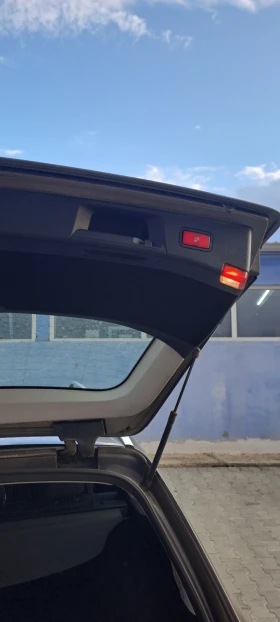 Mercedes-Benz E 250 W212, снимка 10 — Bazar.bg Mercedes-Benz E 250 W212, снимка 10