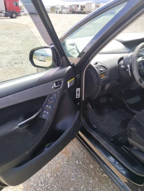 Citroen C4 Picasso 2.0 HDI - 1111 € / 2172.93 лв. - 91500885 12